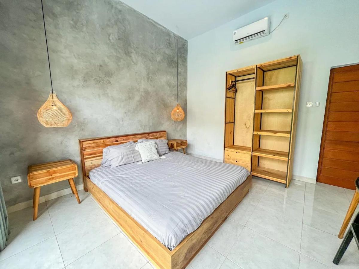 Island Boy Guest House Canggu Buitenkant foto