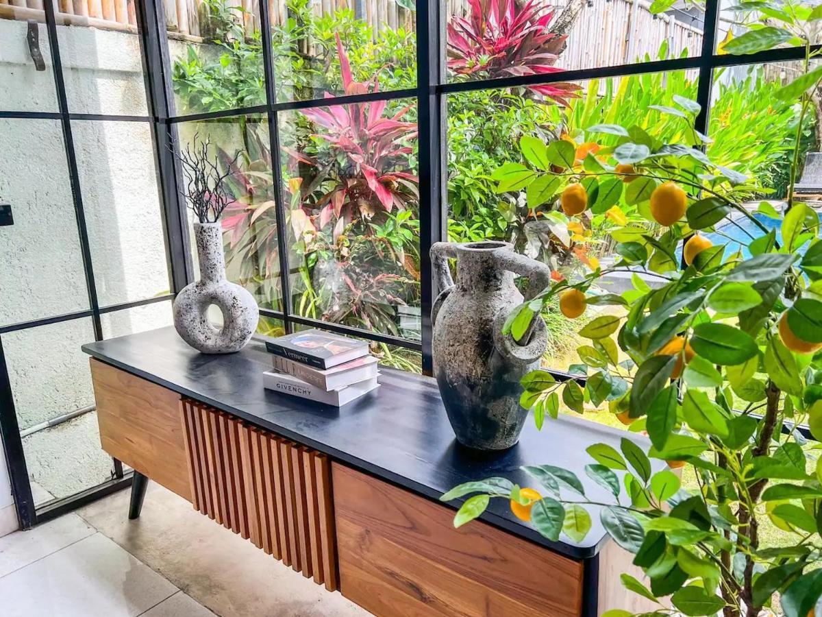 Island Boy Guest House Canggu Buitenkant foto